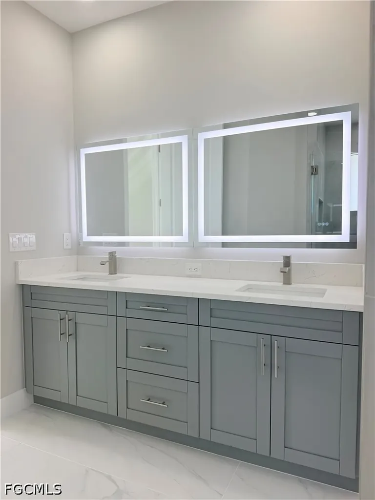 338 SW 28th Avenue Cape Coral FL 33991