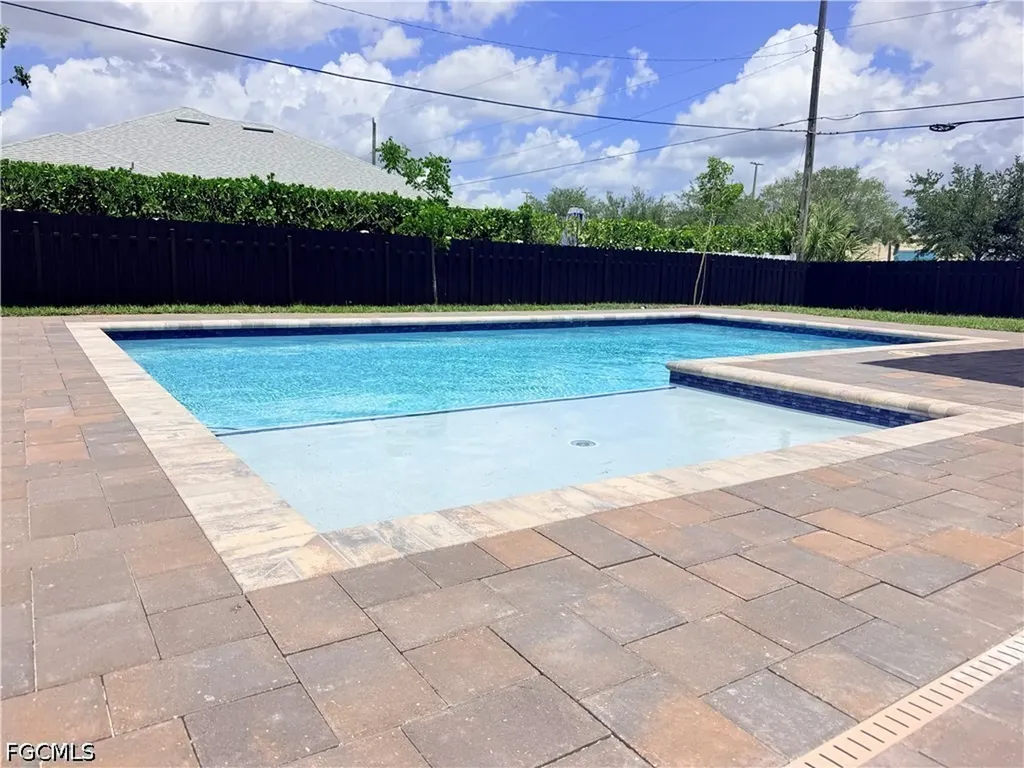 338 SW 28th Avenue Cape Coral FL 33991