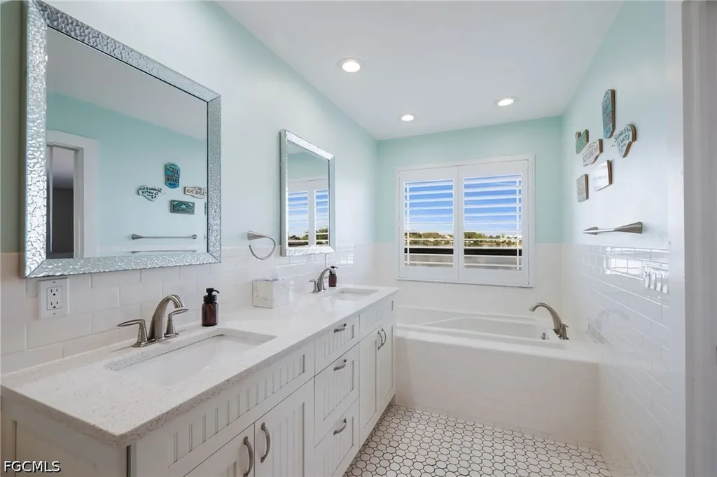 5100 Harborage Drive Fort Myers FL 33908