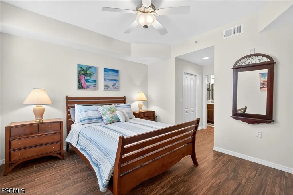 8251 Pathfinder Loop Fort Myers FL 33919