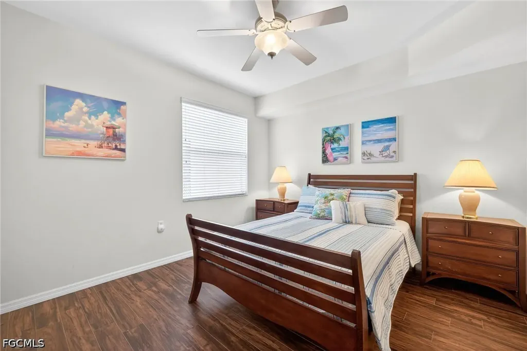 8251 Pathfinder Loop Fort Myers FL 33919
