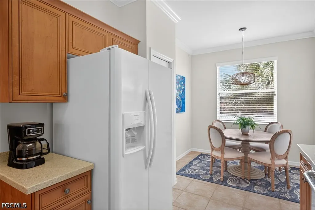 8251 Pathfinder Loop Fort Myers FL 33919