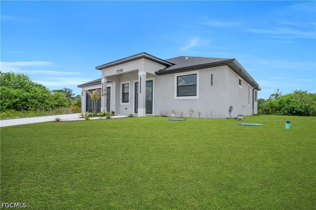 7039 Berwick Circle Labelle FL 33935