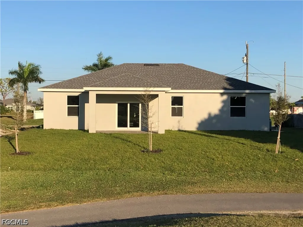 1530 NW 25th Avenue Cape Coral FL 33993