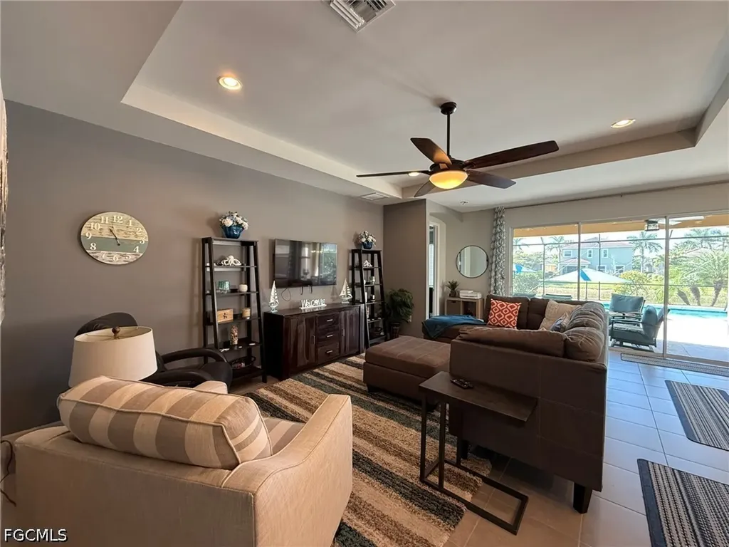 3916 King Edwards Street Fort Myers FL 33916