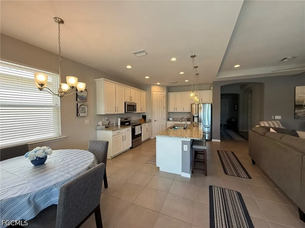 3916 King Edwards Street Fort Myers FL 33916