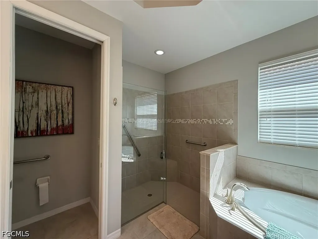 3916 King Edwards Street Fort Myers FL 33916