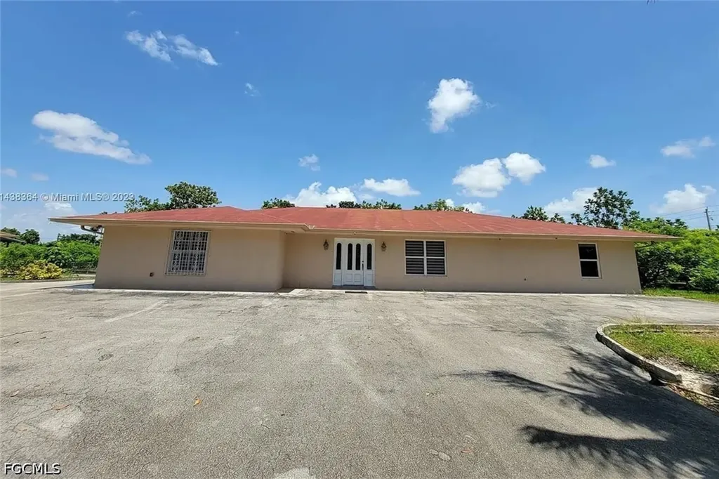 15900 SW 197th Avenue Miami FL 33187