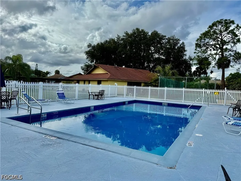 2133 Golfside Village Drive Lehigh Acres FL 33936
