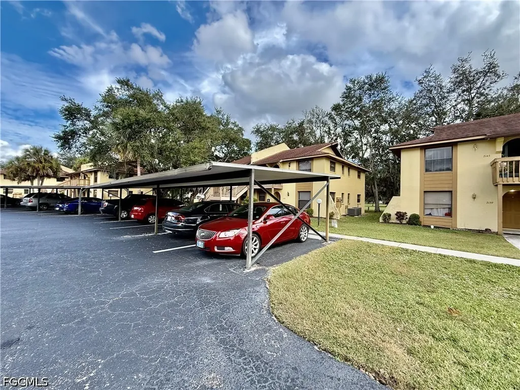 2133 Golfside Village Drive Lehigh Acres FL 33936