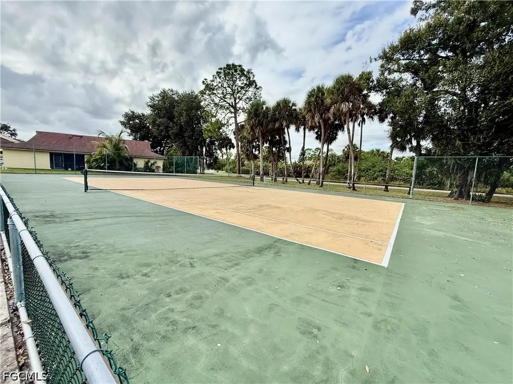 2133 Golfside Village Drive Lehigh Acres FL 33936
