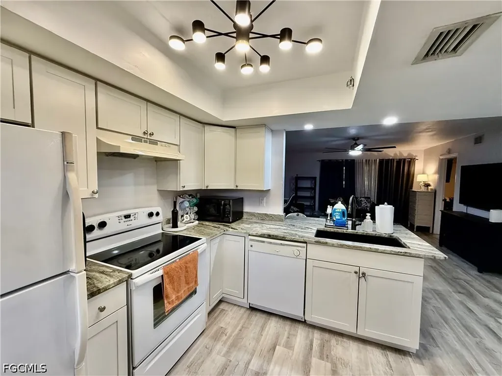 2133 Golfside Village Drive Lehigh Acres FL 33936