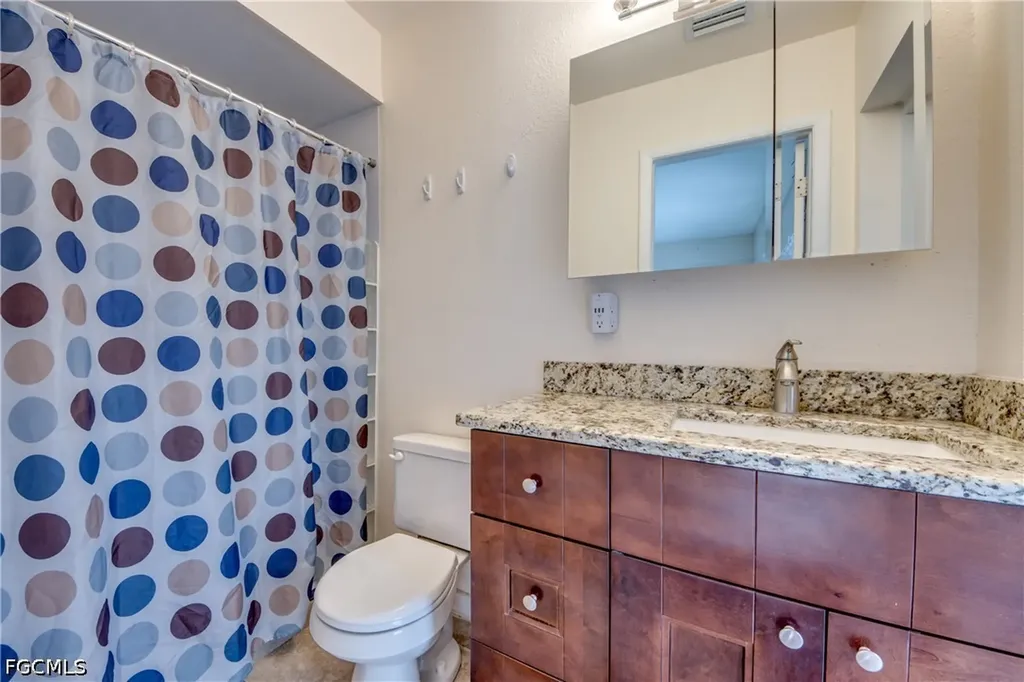8524 Dartmouth Street Fort Myers FL 33907