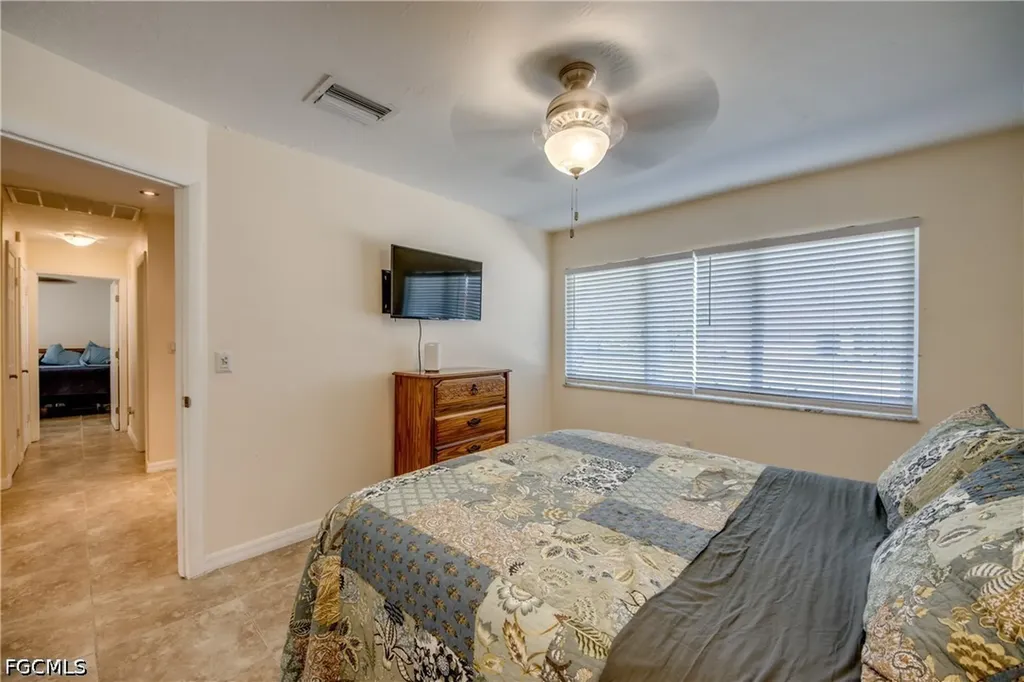 8524 Dartmouth Street Fort Myers FL 33907