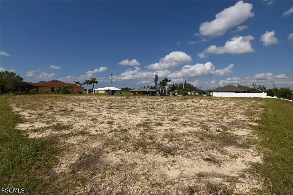432 SW 22nd Street Cape Coral FL 33991