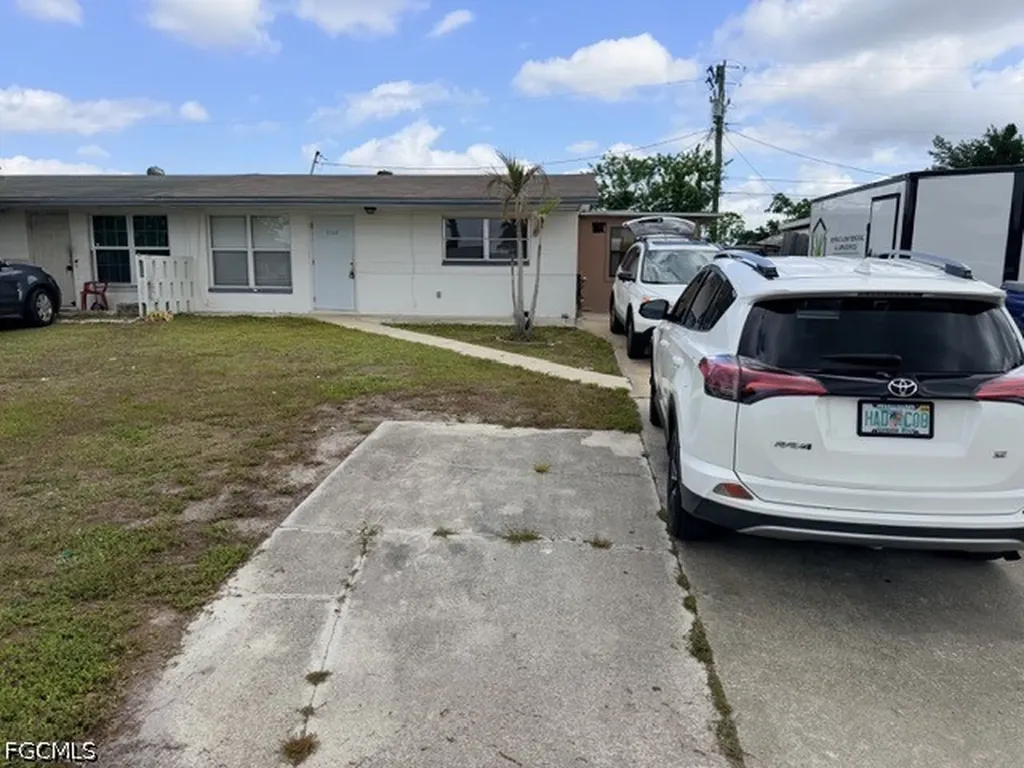 1113 Vineyard Street Lehigh Acres FL 33936