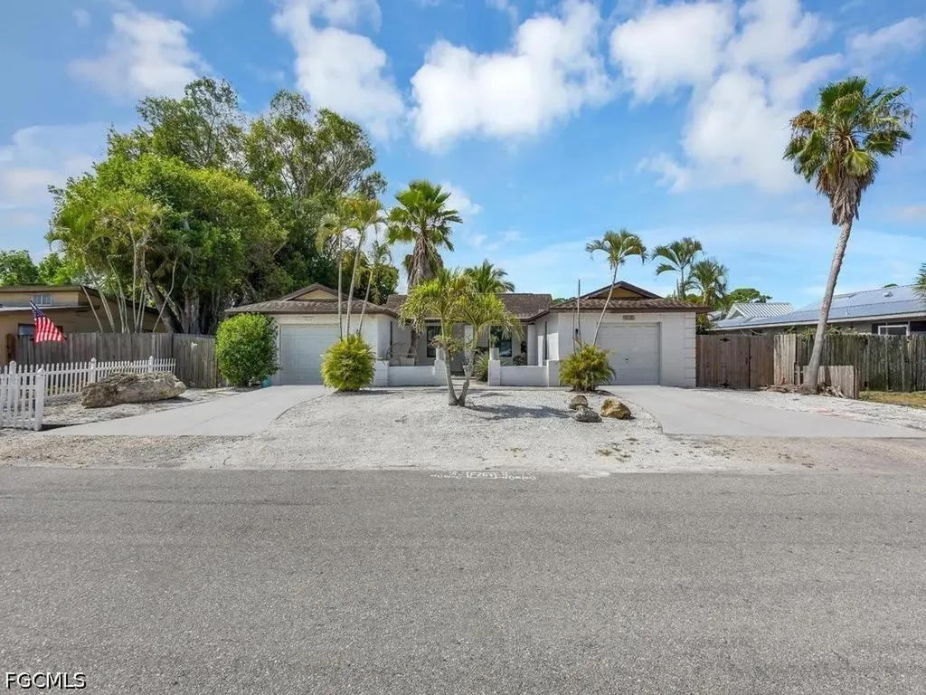 9012 Carolina Street Bonita Springs FL 34135
