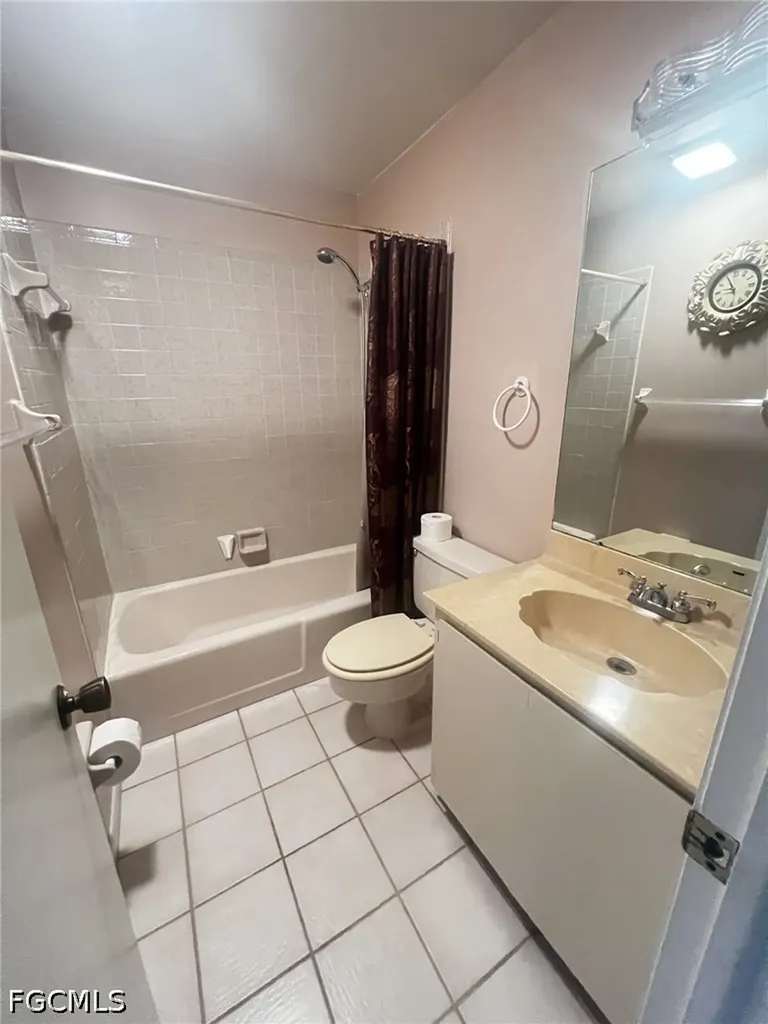 1754 Cape Coral Parkway E Cape Coral FL 33904