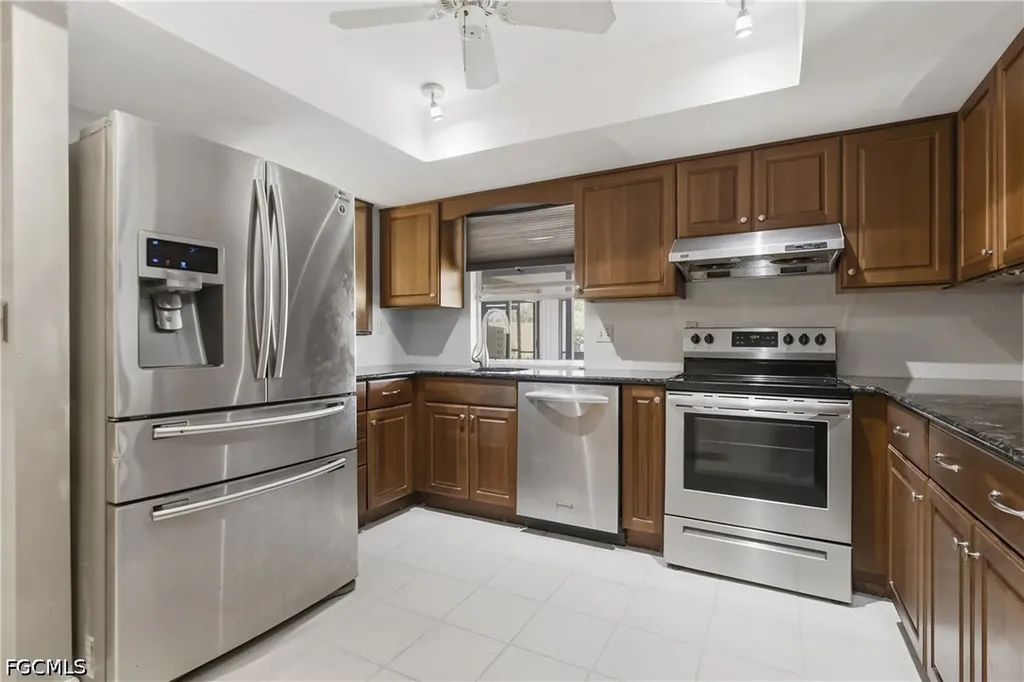 9753 Maplecrest Circle Lehigh Acres FL 33936