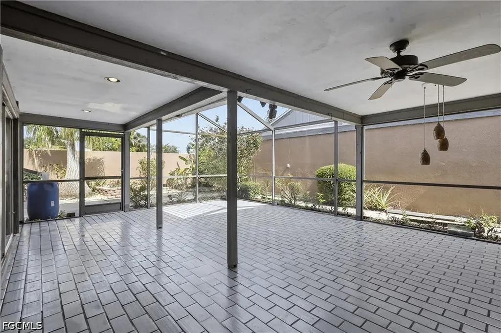 9753 Maplecrest Circle Lehigh Acres FL 33936