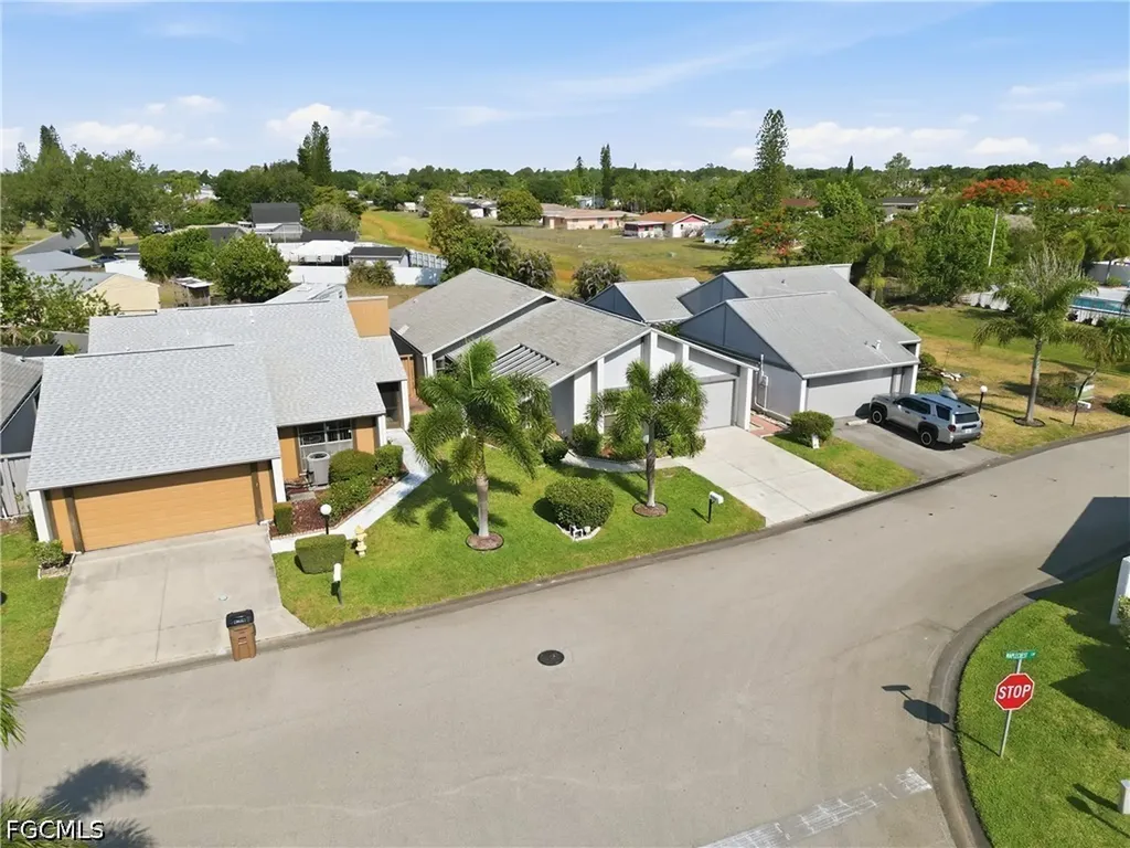 9753 Maplecrest Circle Lehigh Acres FL 33936
