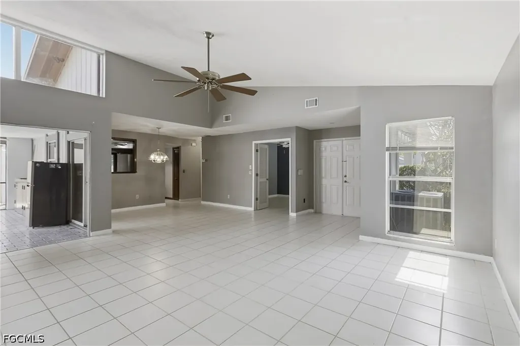 9753 Maplecrest Circle Lehigh Acres FL 33936