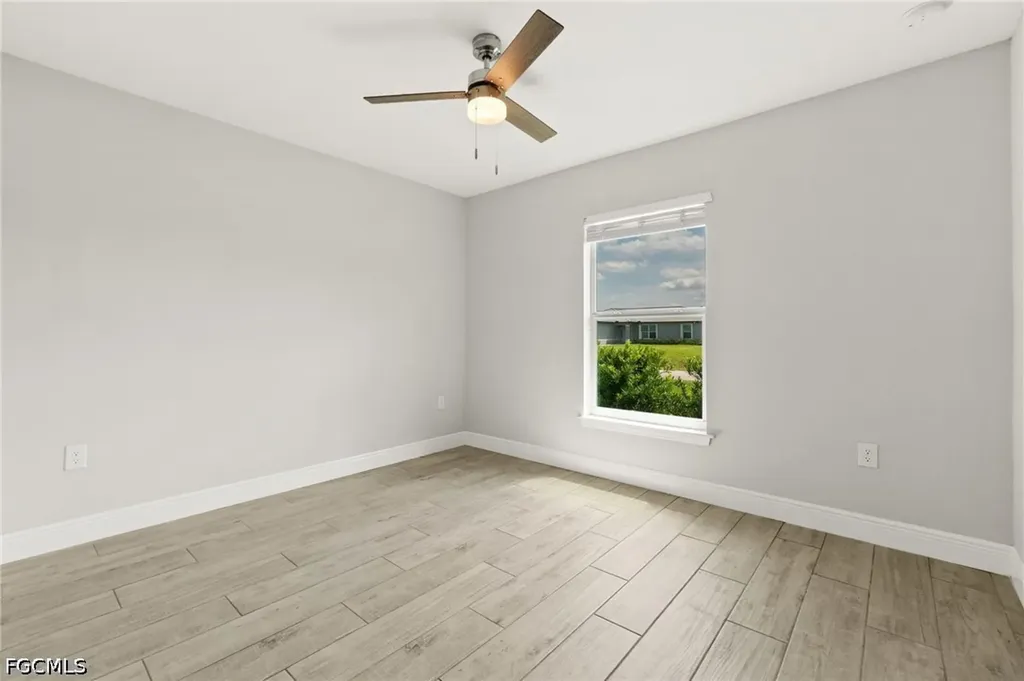 2422 NW 21st Avenue Cape Coral FL 33993