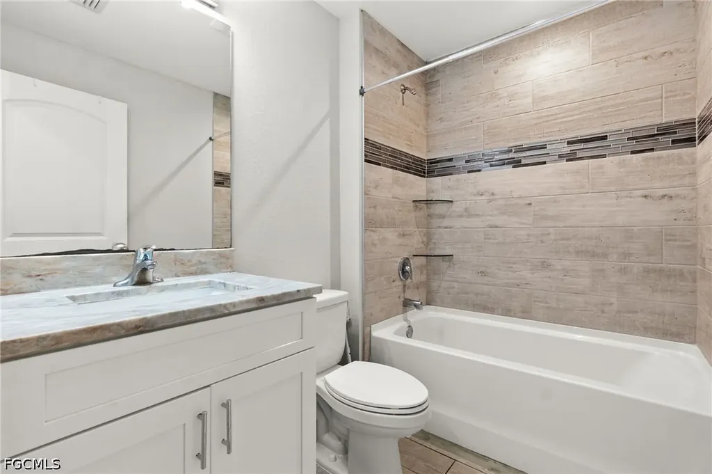 2422 NW 21st Avenue Cape Coral FL 33993