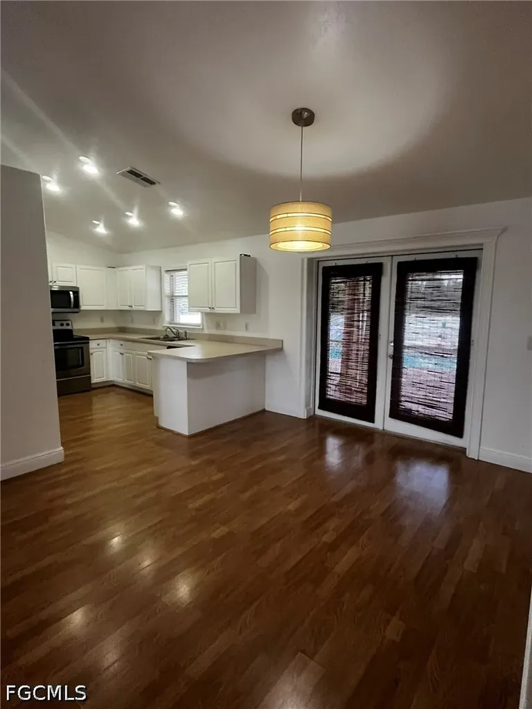 2136 NW 22nd Place Cape Coral FL 33993