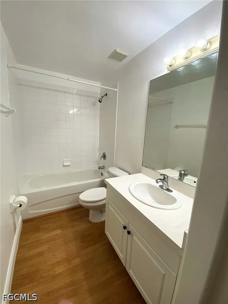 2136 NW 22nd Place Cape Coral FL 33993