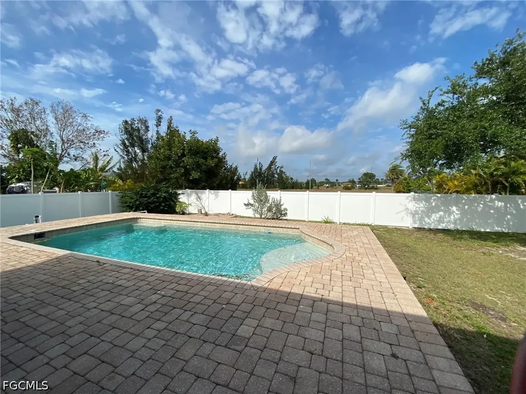 2136 NW 22nd Place Cape Coral FL 33993