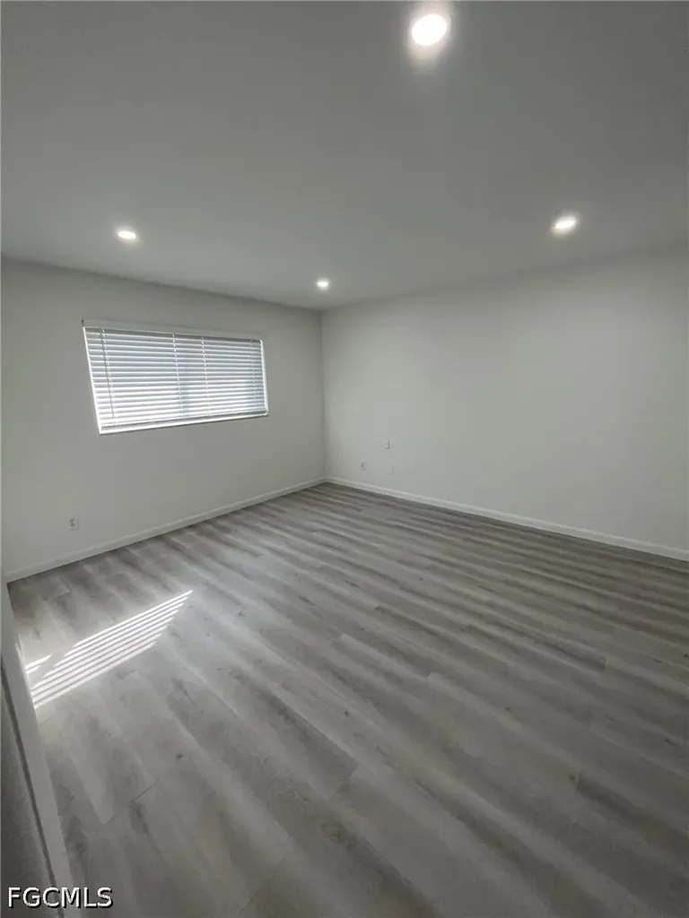 1402 SE 34 Street Cape Coral FL 33904