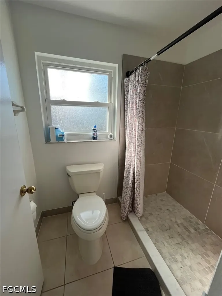 1402 SE 34 Street Cape Coral FL 33904