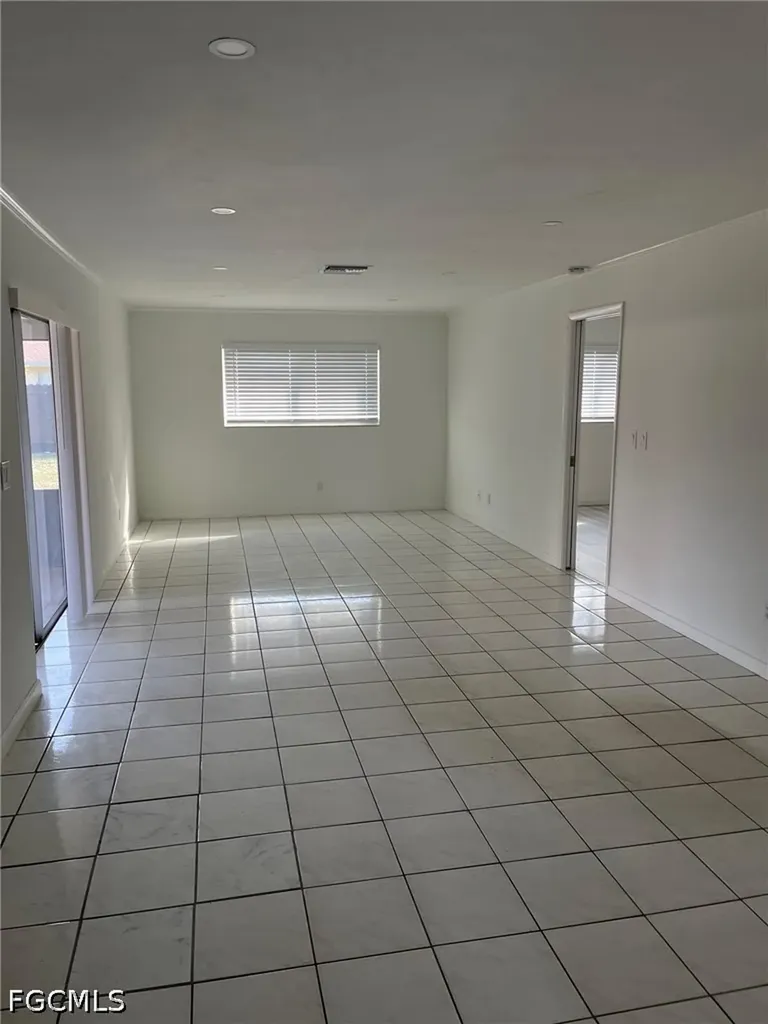 1402 SE 34 Street Cape Coral FL 33904