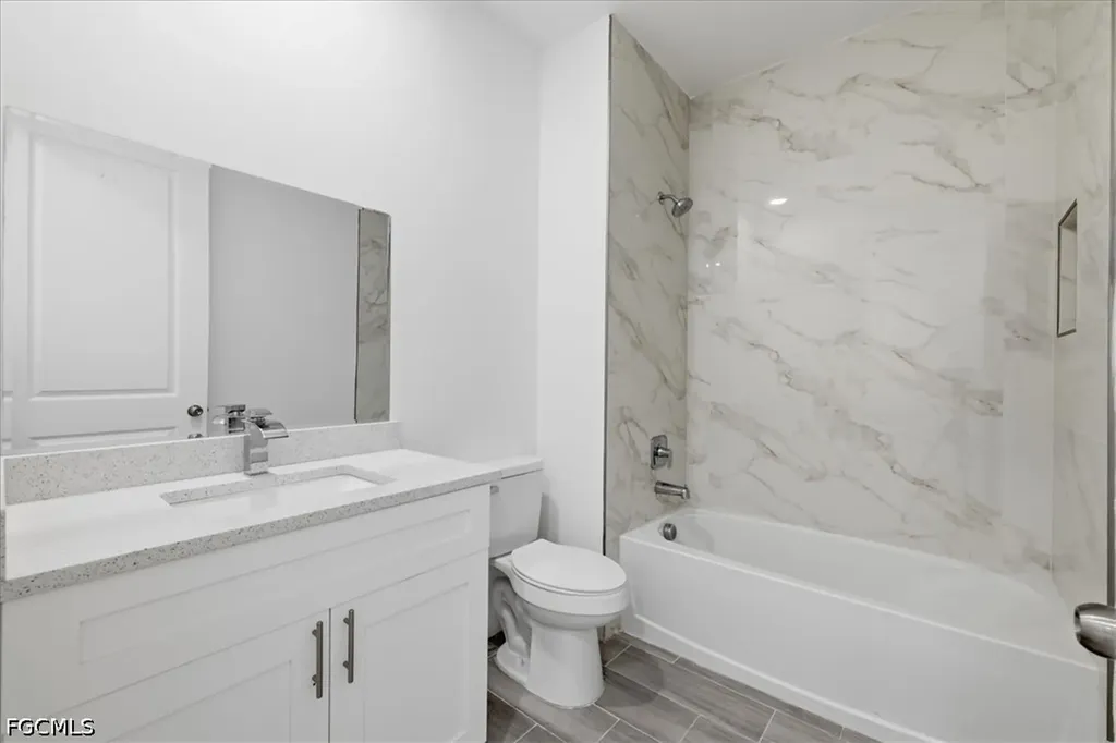 191 Rotonda Boulevard W Rotonda West FL 33131