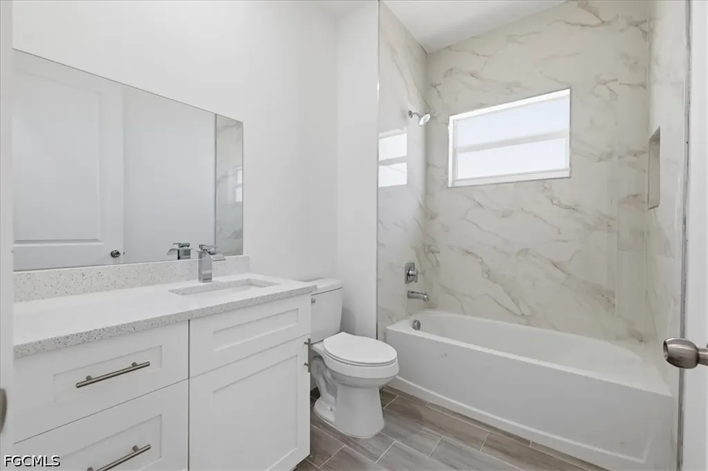 191 Rotonda Boulevard W Rotonda West FL 33131