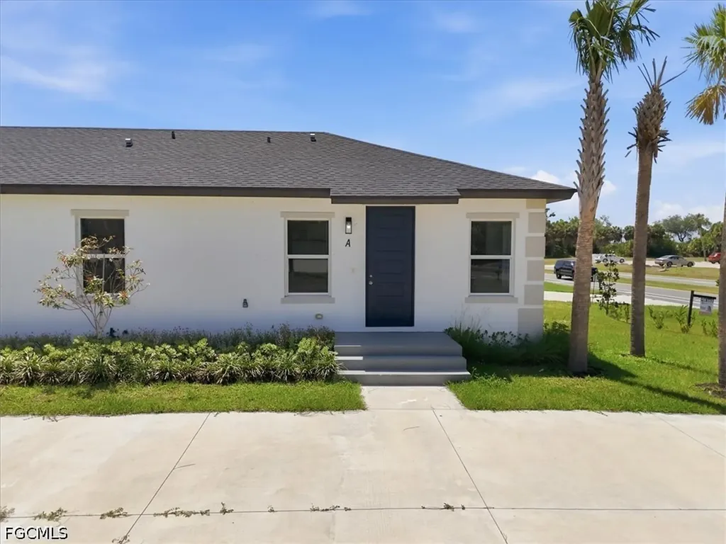 191 Rotonda Boulevard W Rotonda West FL 33131