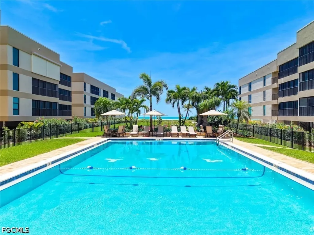 2721 W Gulf Drive Sanibel FL 33957