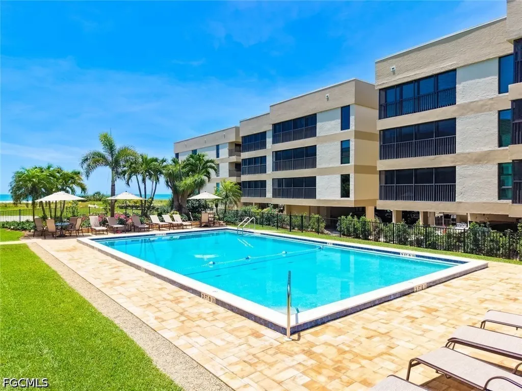 2721 W Gulf Drive Sanibel FL 33957