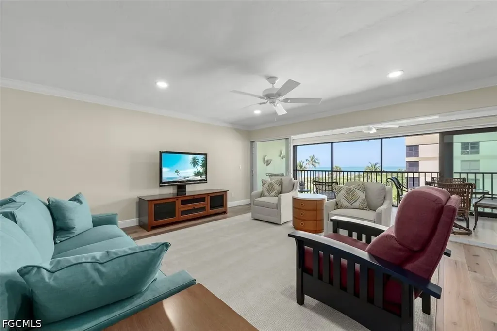 2721 W Gulf Drive Sanibel FL 33957