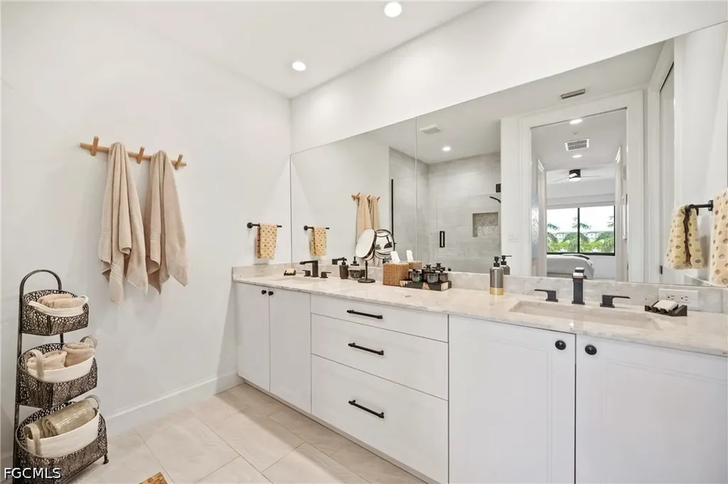 1111 Central Avenue Naples FL 34102