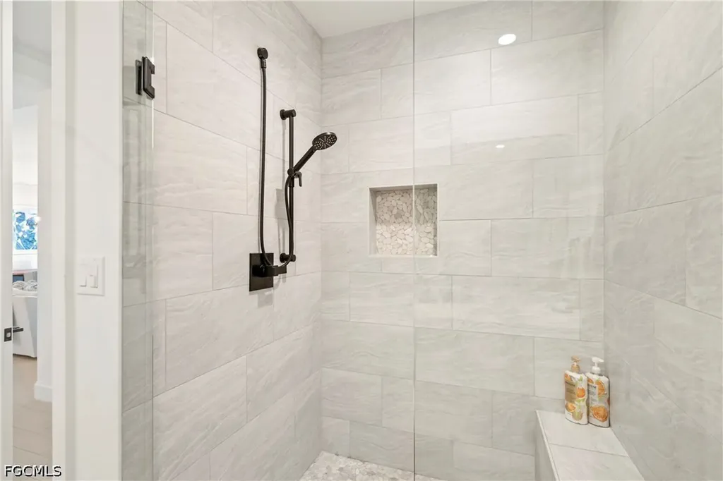 1111 Central Avenue Naples FL 34102