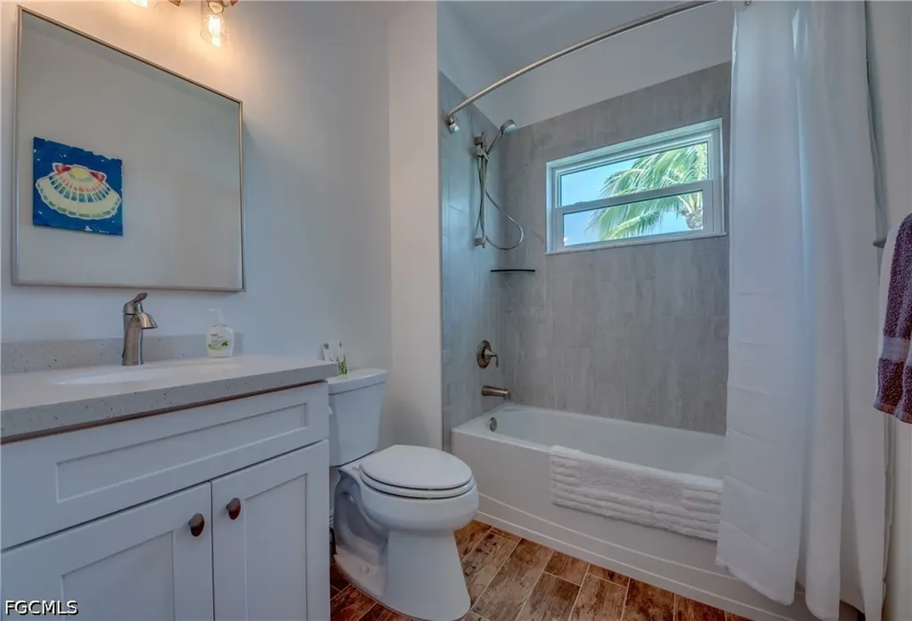 2579 Third Street Matlacha FL 33993