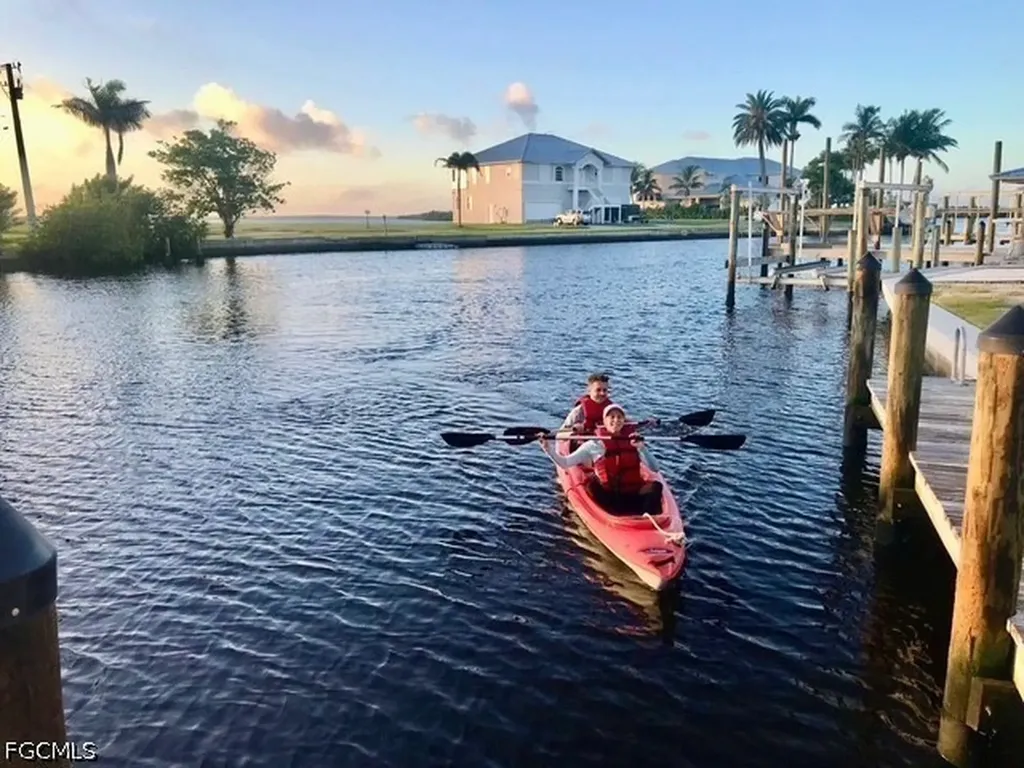 2579 Third Street Matlacha FL 33993