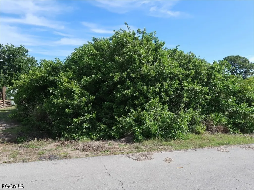 3400 4th Street SW Lehigh Acres FL 33976