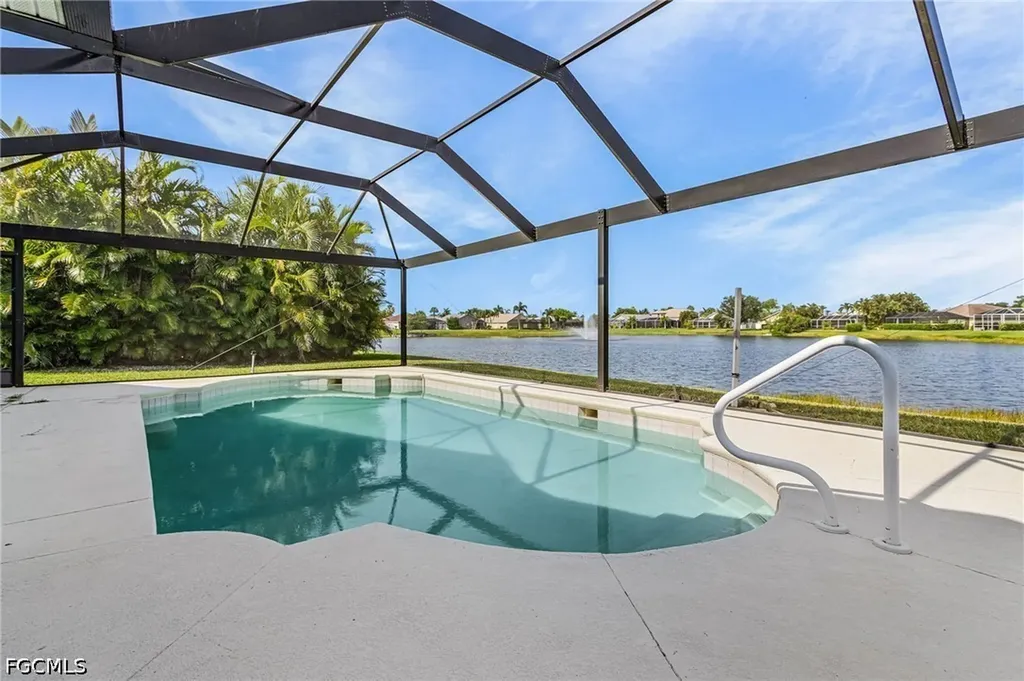 15638 Beachcomber Avenue Fort Myers FL 33908