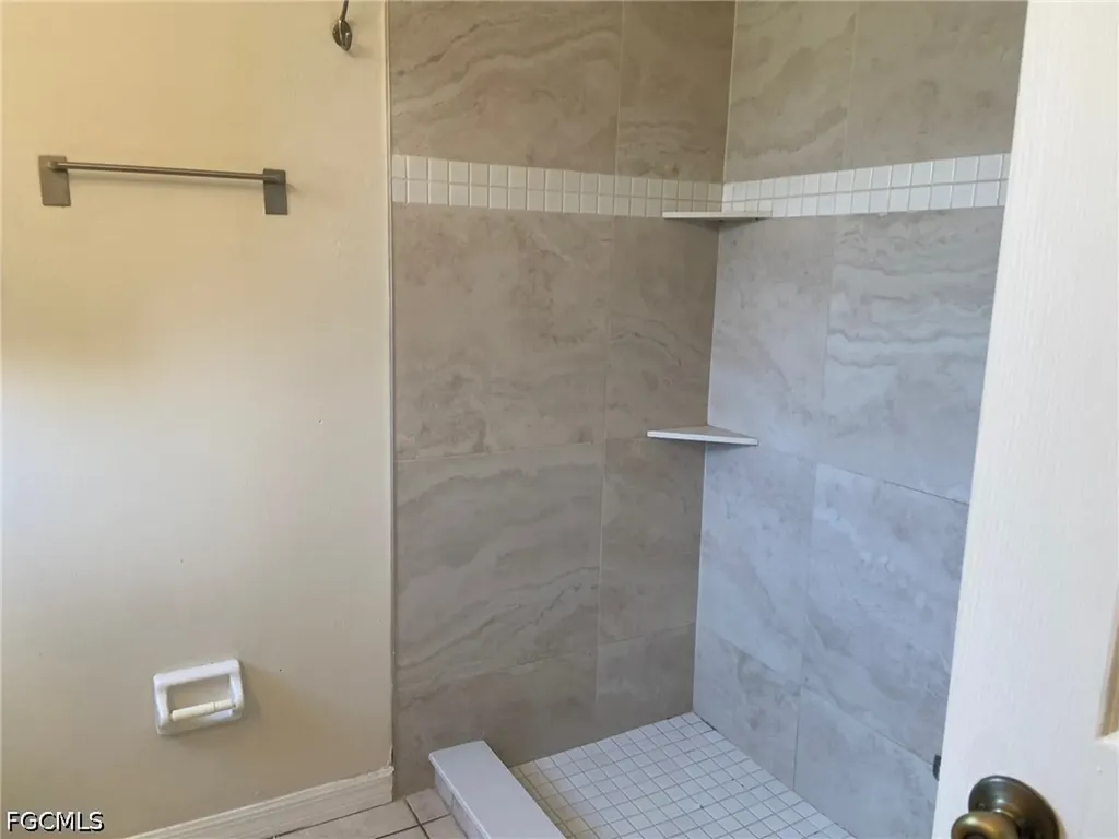 2231 SW 12th Avenue Cape Coral FL 33991
