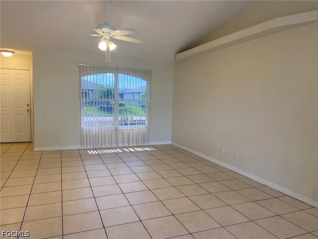 2231 SW 12th Avenue Cape Coral FL 33991