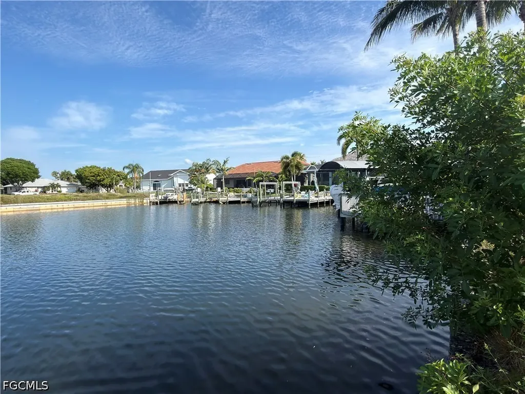 4000 SW 26th Avenue Cape Coral FL 33914