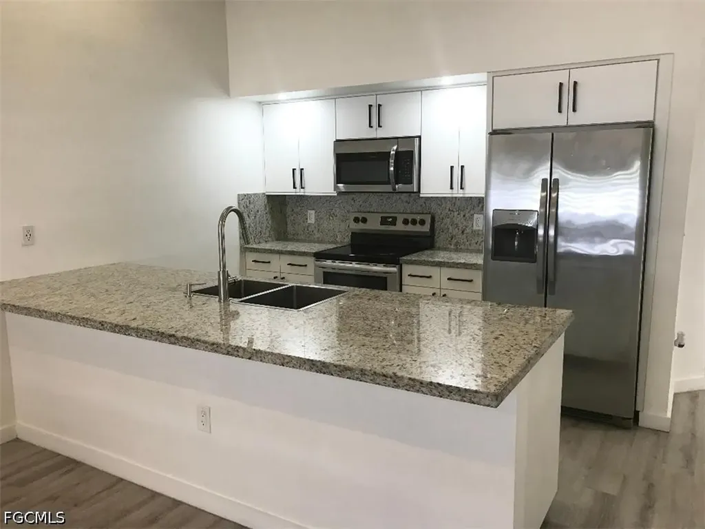 3609 Skyline Boulevard Cape Coral FL 33914